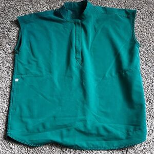 Hunter green figs scrub top
